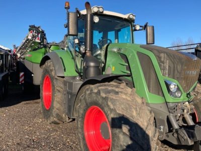 Fendt 828 Tractor